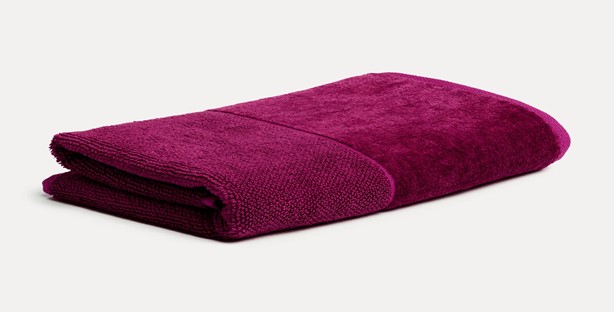 Ręcznik Moeve BAMBOO LUXE 80x150 berry