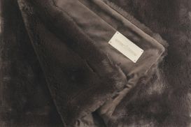 Koc futrzany Winter-Home SEAL chocolate