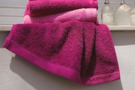 Ręcznik NAF NAF 50x100 Casual fuchsia